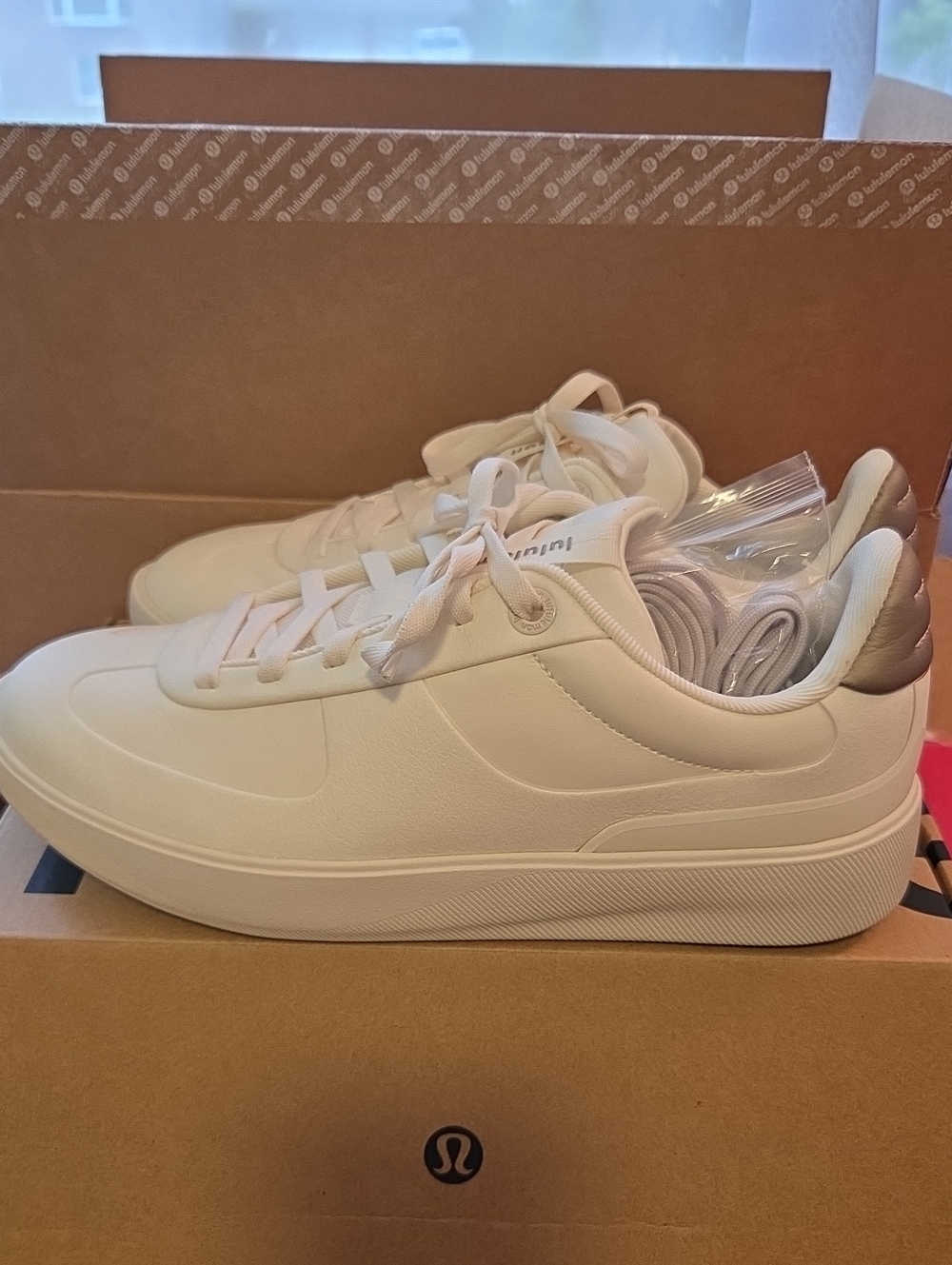 Lululemon Cityverse Sneaker 8.5 - Picture 10 of 16